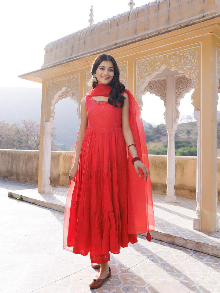 Rococco Red Kurta Set - qivii