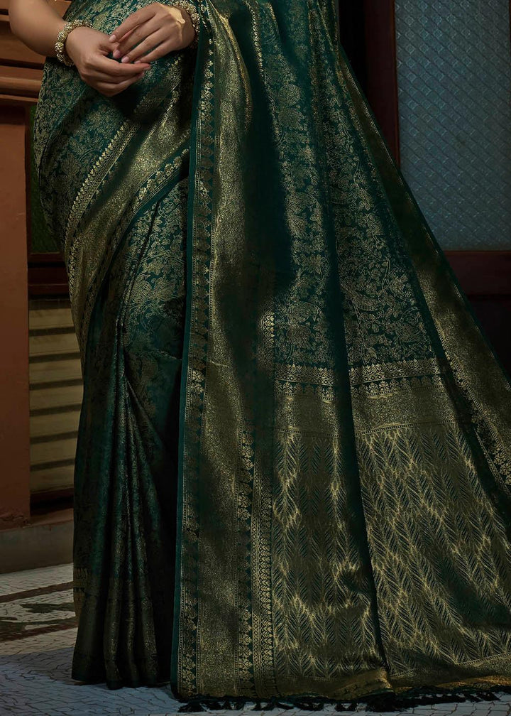 Sacramento Green & Golden Blend Woven Kanjivaram Silk Saree | Stitched Blouse - qivii