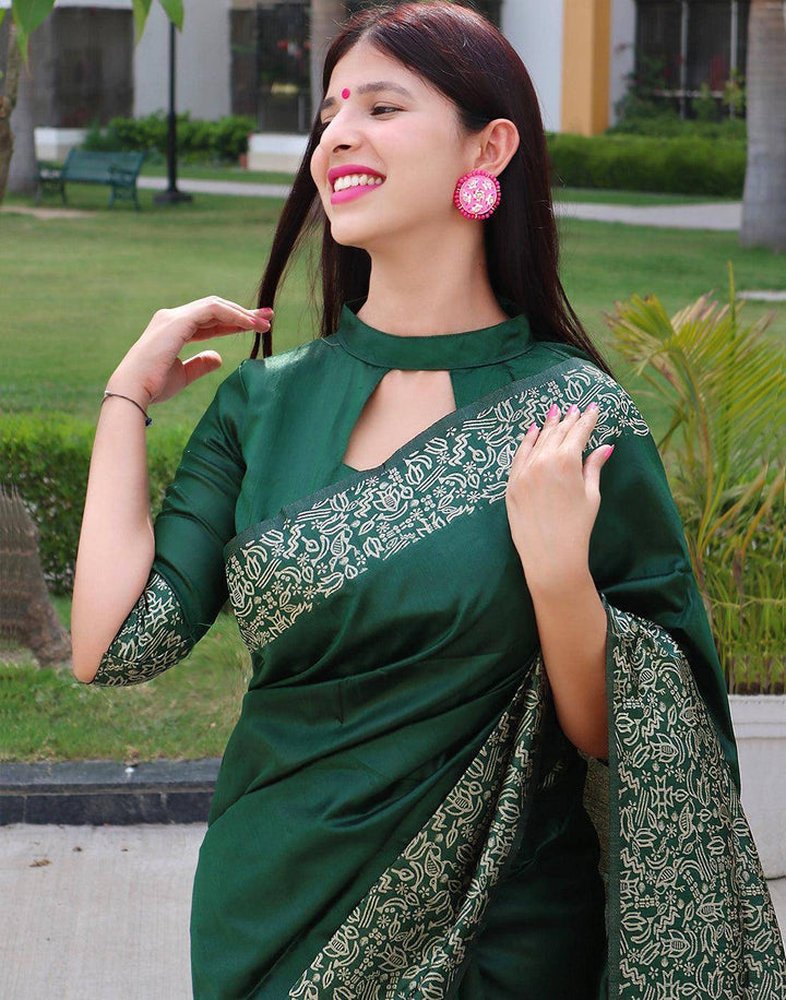 Sacramento Green Handloom Raw Silk Saree | Stitched Blouse - qivii