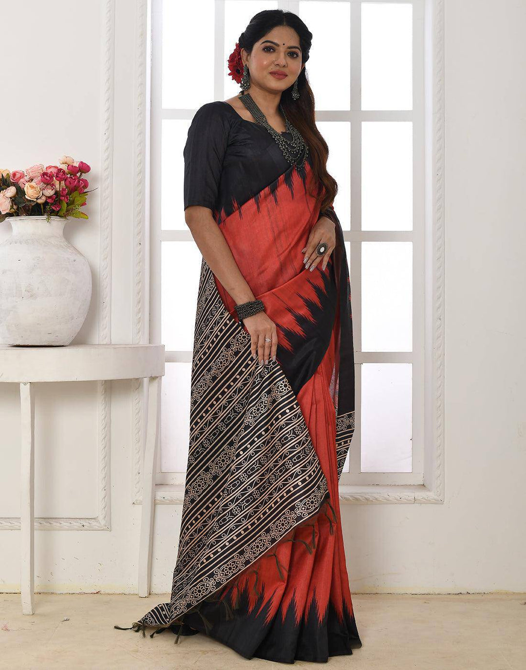 Scarlet Rose Red Tussar Silk Temple Print Saree | Stitched Blouse - qivii