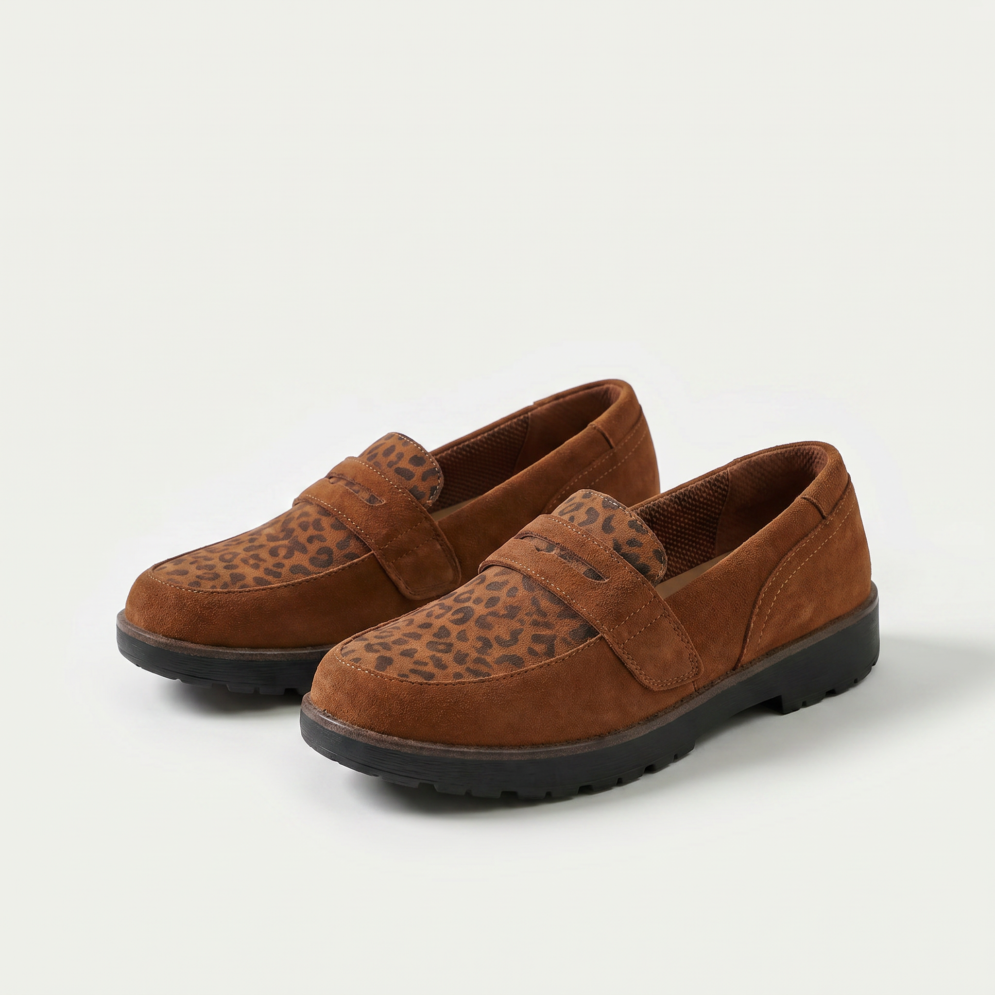 Shelly – Feminin und ausdrucksstark im Leopardenmuster  - By Qivii
