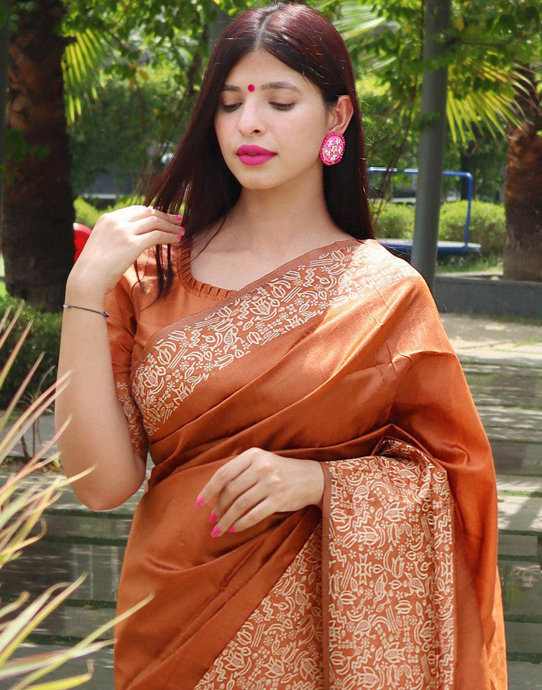 Sienna Brown Handloom Raw Silk Saree | Stitched Blouse - qivii