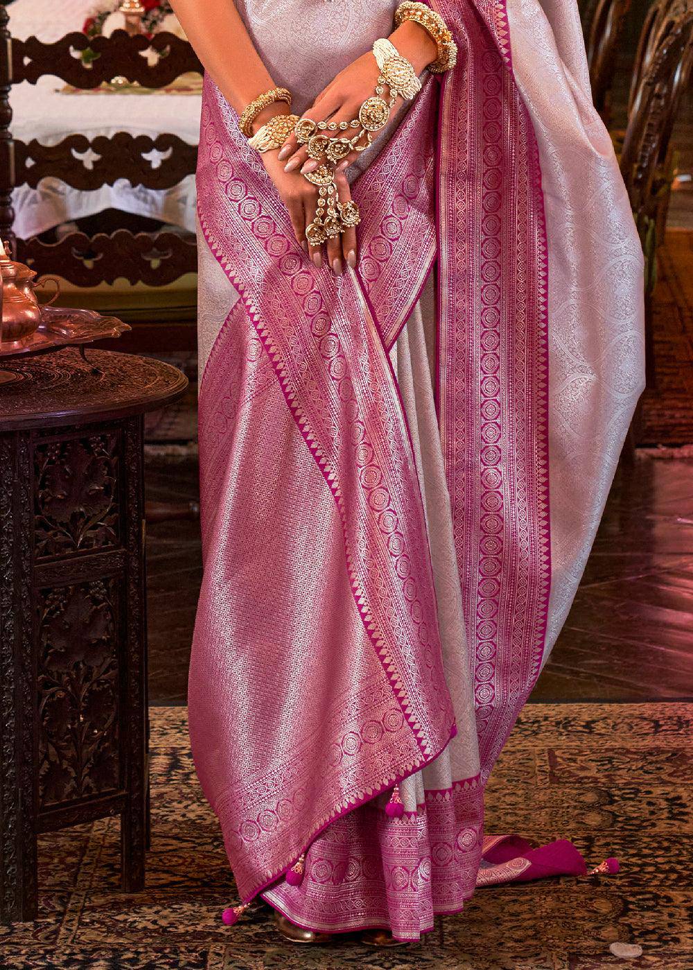 Silver & Pink Woven Kanjivaram Silk Saree | Stitched Blouse - qivii