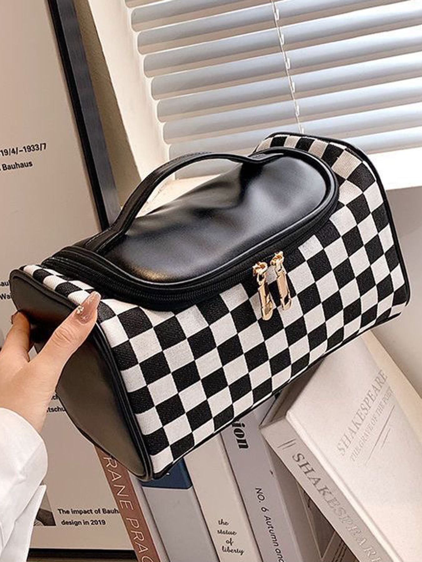 Ounamei Checkered Makeup Bag for Women | Canvas & PU Leather Large Capacity Cosmetic Organizer for Travel