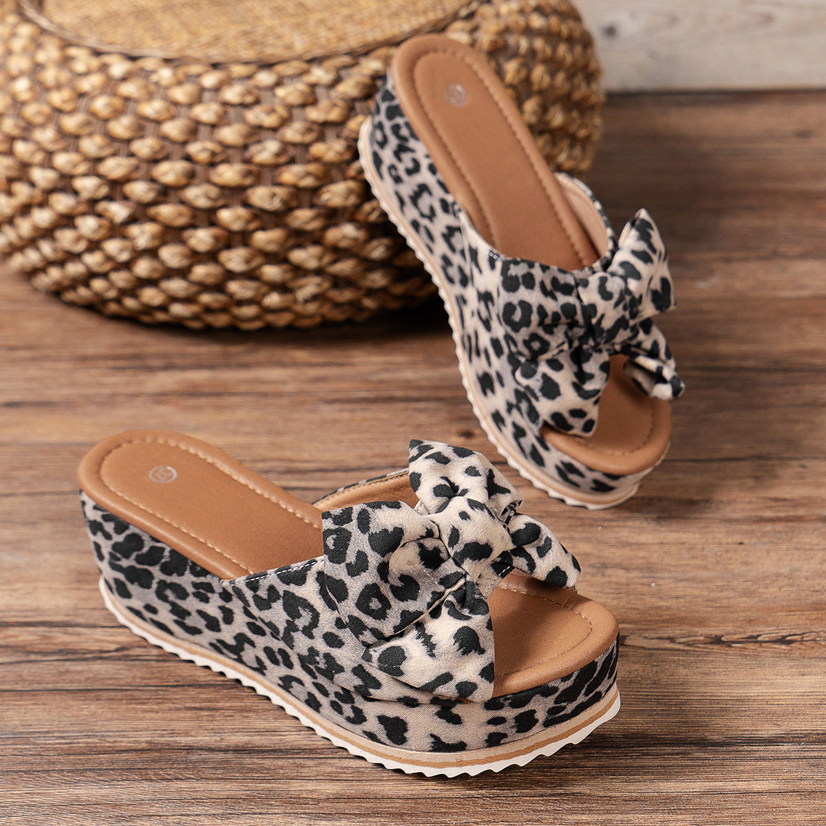 Women’s Sorelle Leopard Print Bow Platform Wedge Slides – Stable Chunky Heel Casual Summer Sandals (US 5–10)
