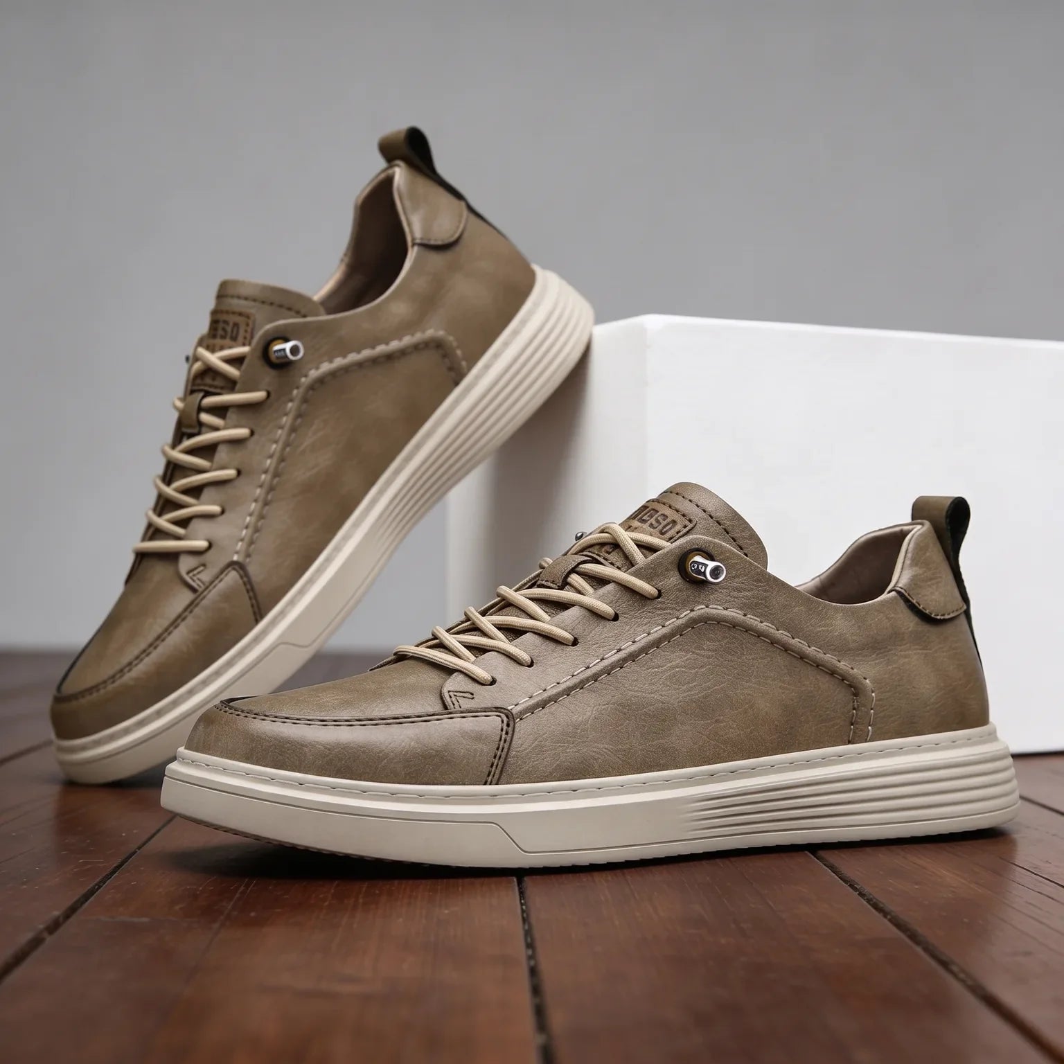 Stanley Low-Top Sneakers