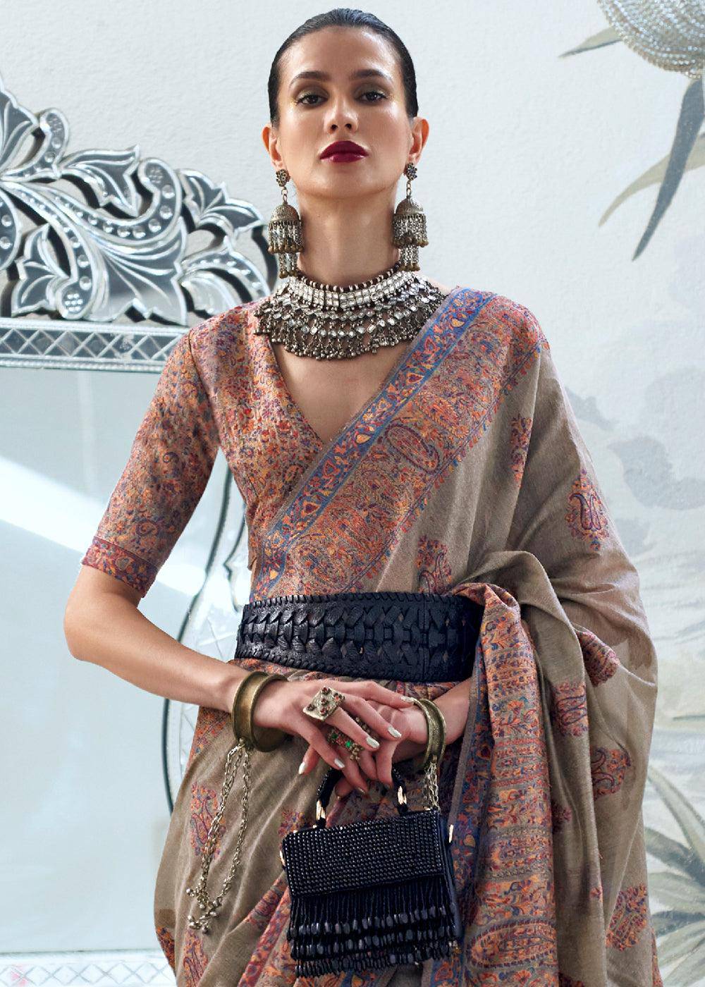 Thunder Grey Kashmiri Handloom Weaving Silk Saree | Stitched Blouse - qivii