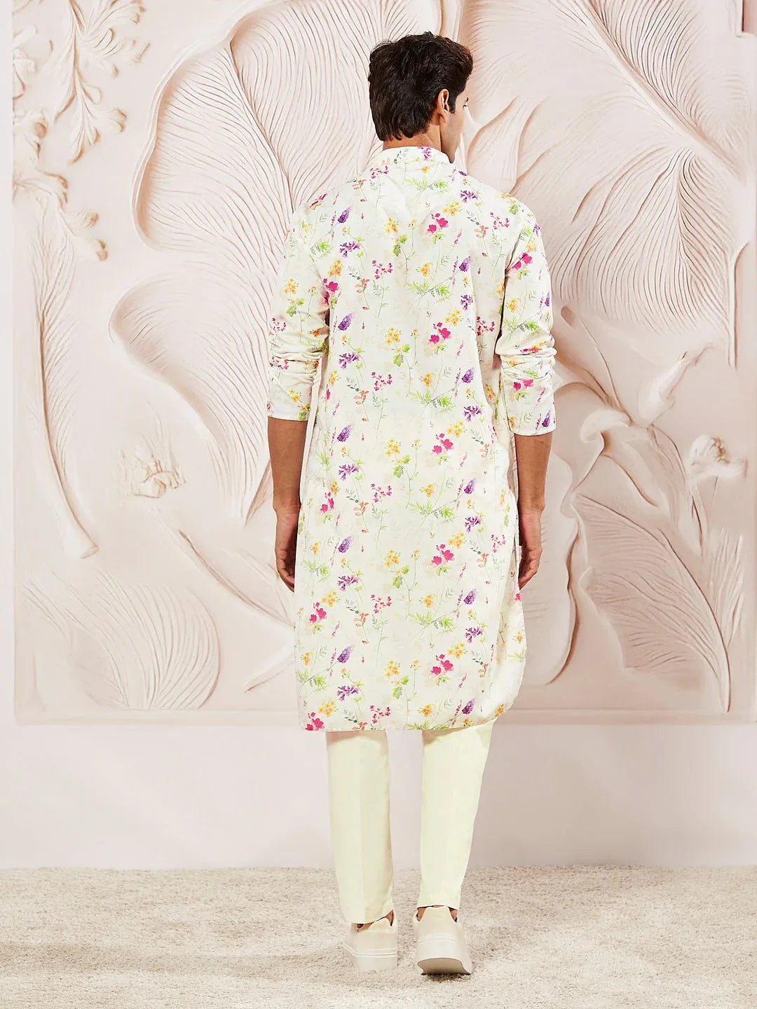 Men's Cream Printed Kurta Pyjama Set