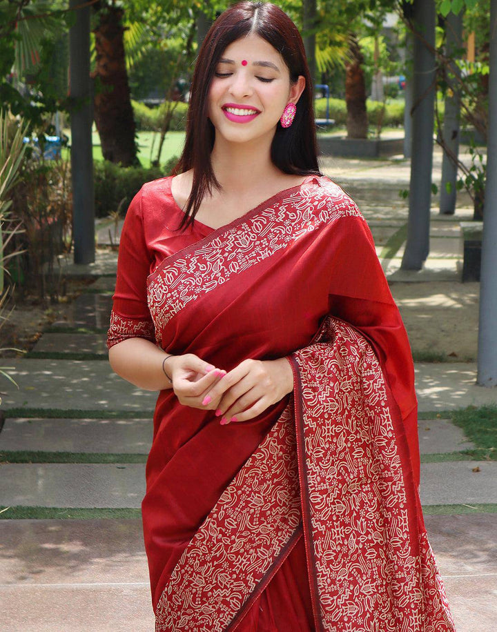 Venetian Red Handloom Raw Silk Saree | Stitched Blouse - qivii