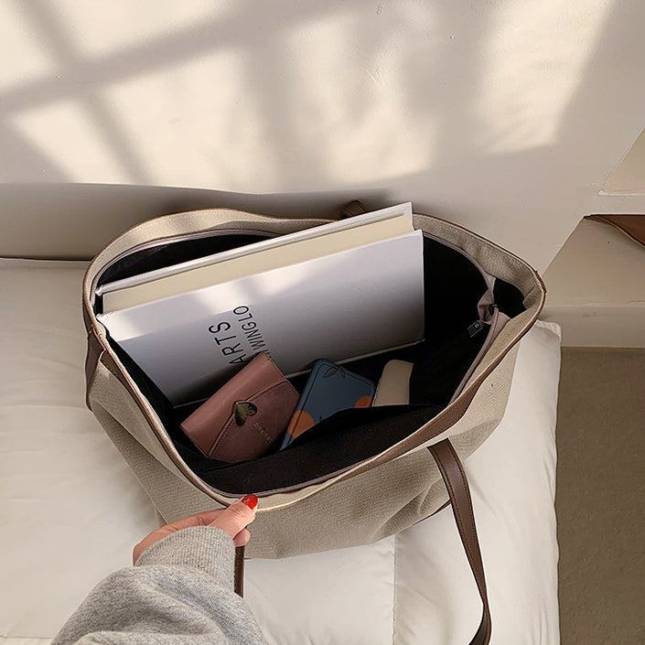 Hafa | Tote Bag  - By Qivii