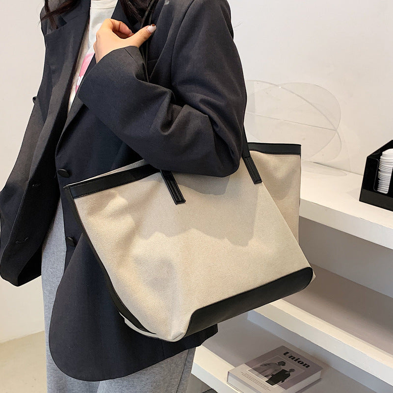 Hafa | Tote Bag  - By Qivii
