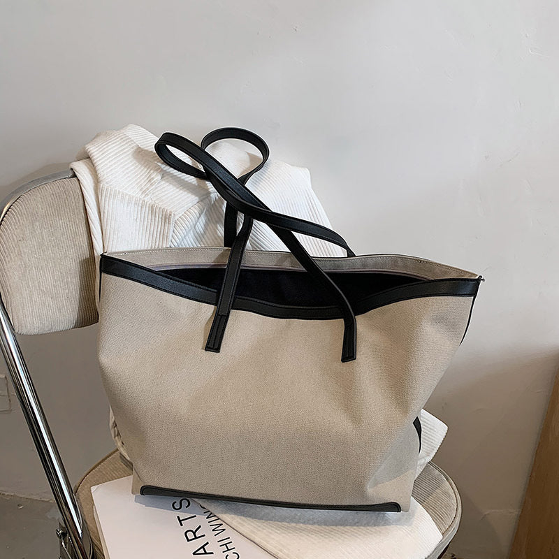 Hafa | Tote Bag  - By Qivii
