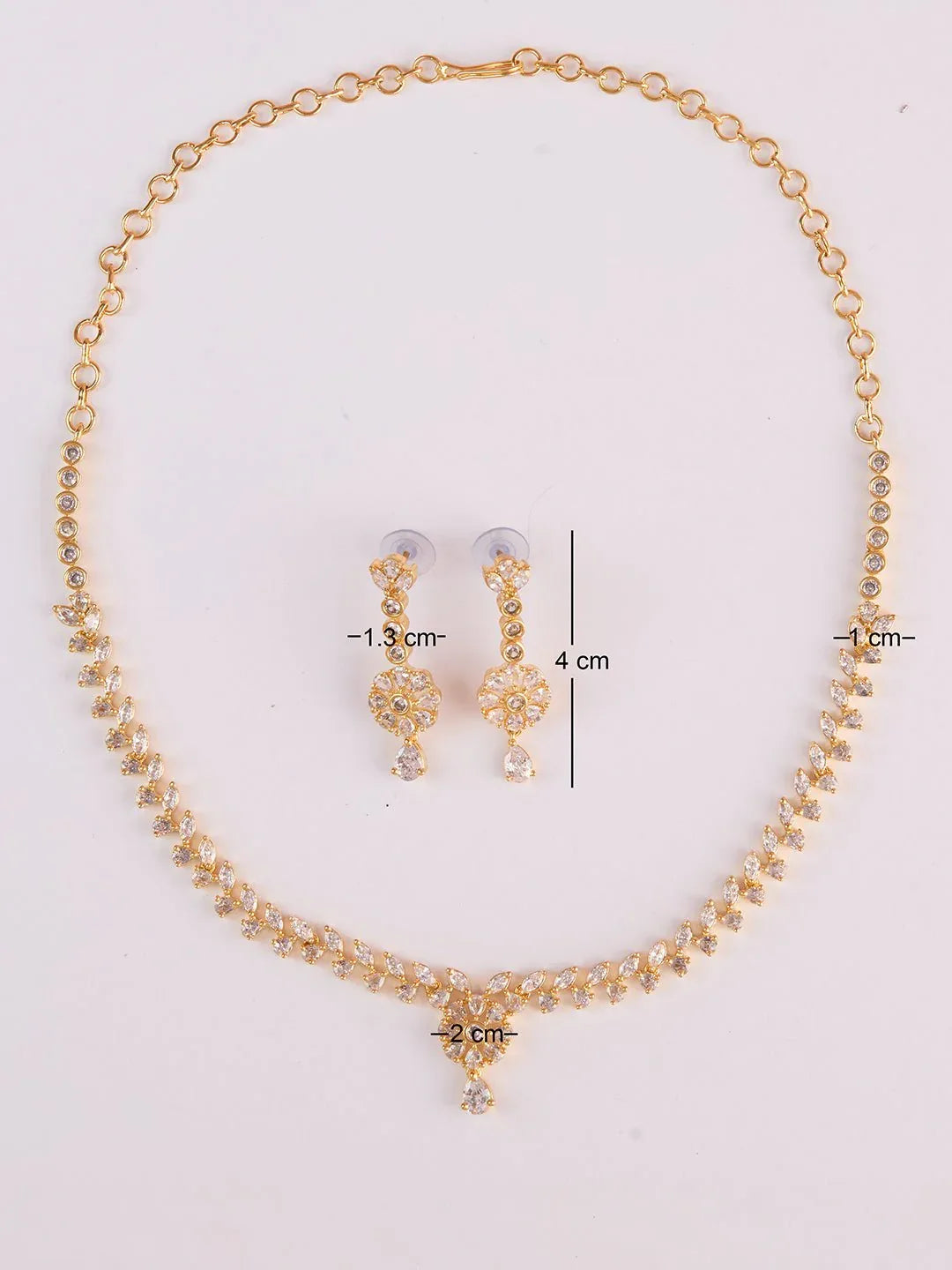 Women's Gold Rhodium Plated Single Layered Necklace