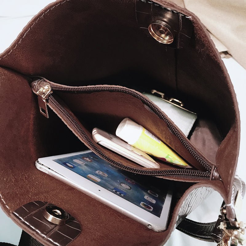 Women's Retro Reptile Bucket Bag  - By Qivii