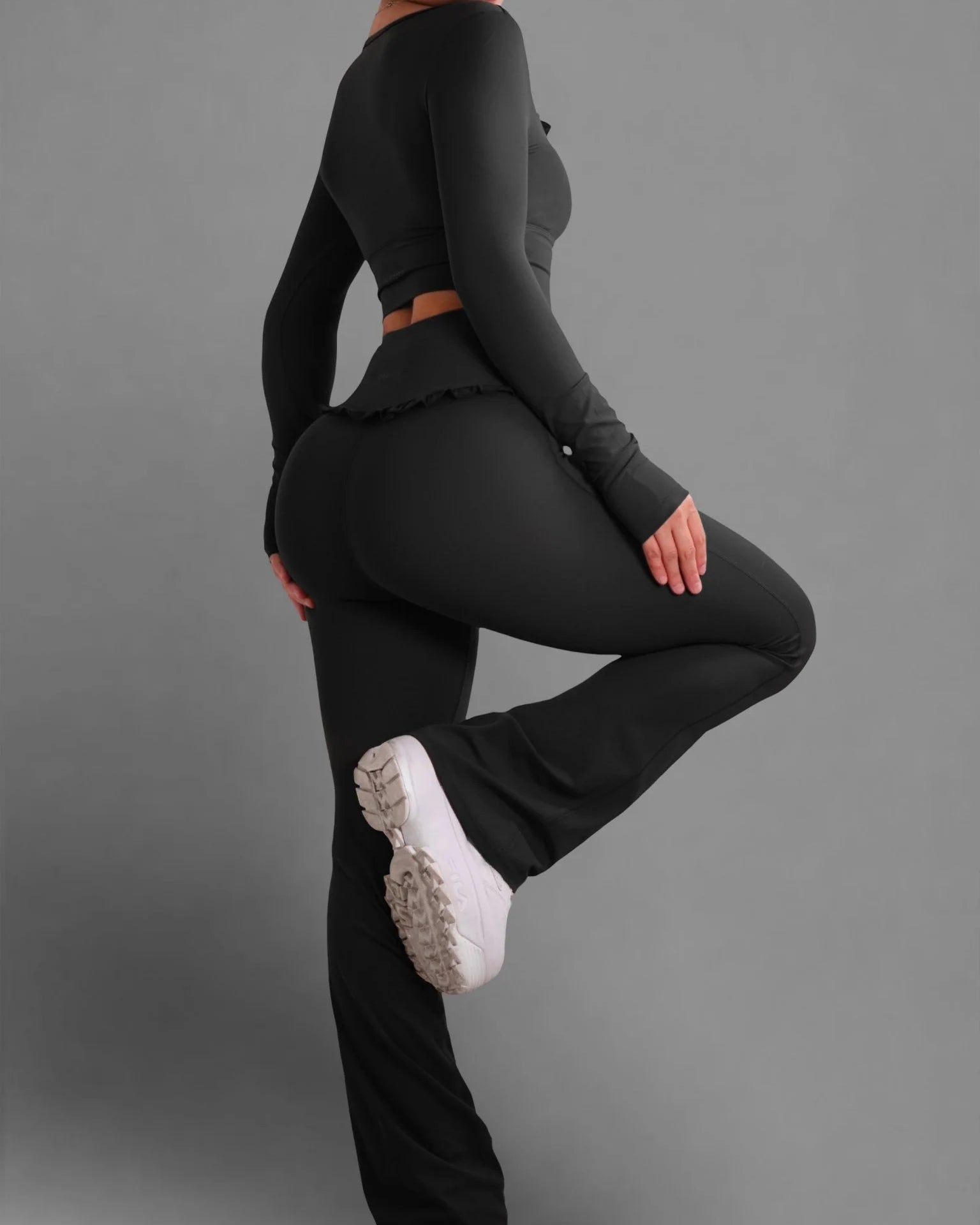 Ballet Ruffle Sports Tight-Fitting Height Elasticity Fitness Yoga Set  - By Qivii