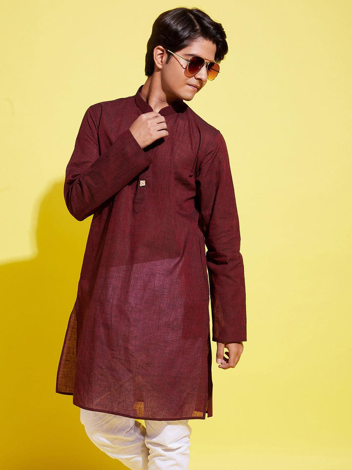 YUVA BY VASTRAMAY Boy's Maroon Cotton Kurta - qivii