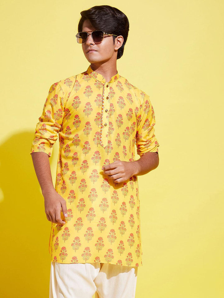 YUVA BY VASTRAMAY Boy's Orange Multi Color Printed Cotton Blend Kurta - qivii