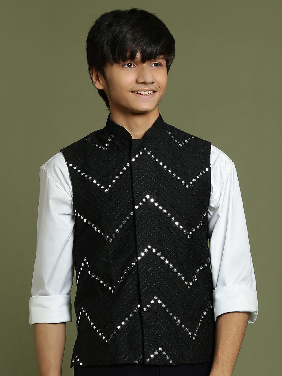 Yuva By VASTRAMAY Boys' Black Mirror Work Ethnic Jacket - qivii