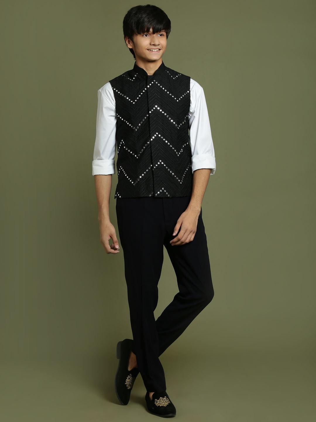 Yuva By VASTRAMAY Boys' Black Mirror Work Ethnic Jacket - qivii