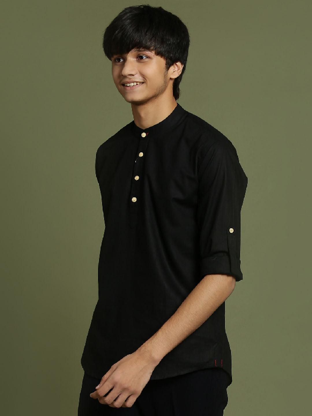 YUVA By VASTRAMAY Boys Black Short Kurta - qivii