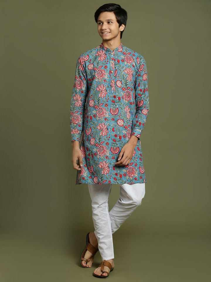 YUVA BY VASTRAMAY Boys Kalamkari Print Kantha stitch Kurta And Pyjama Set - qivii