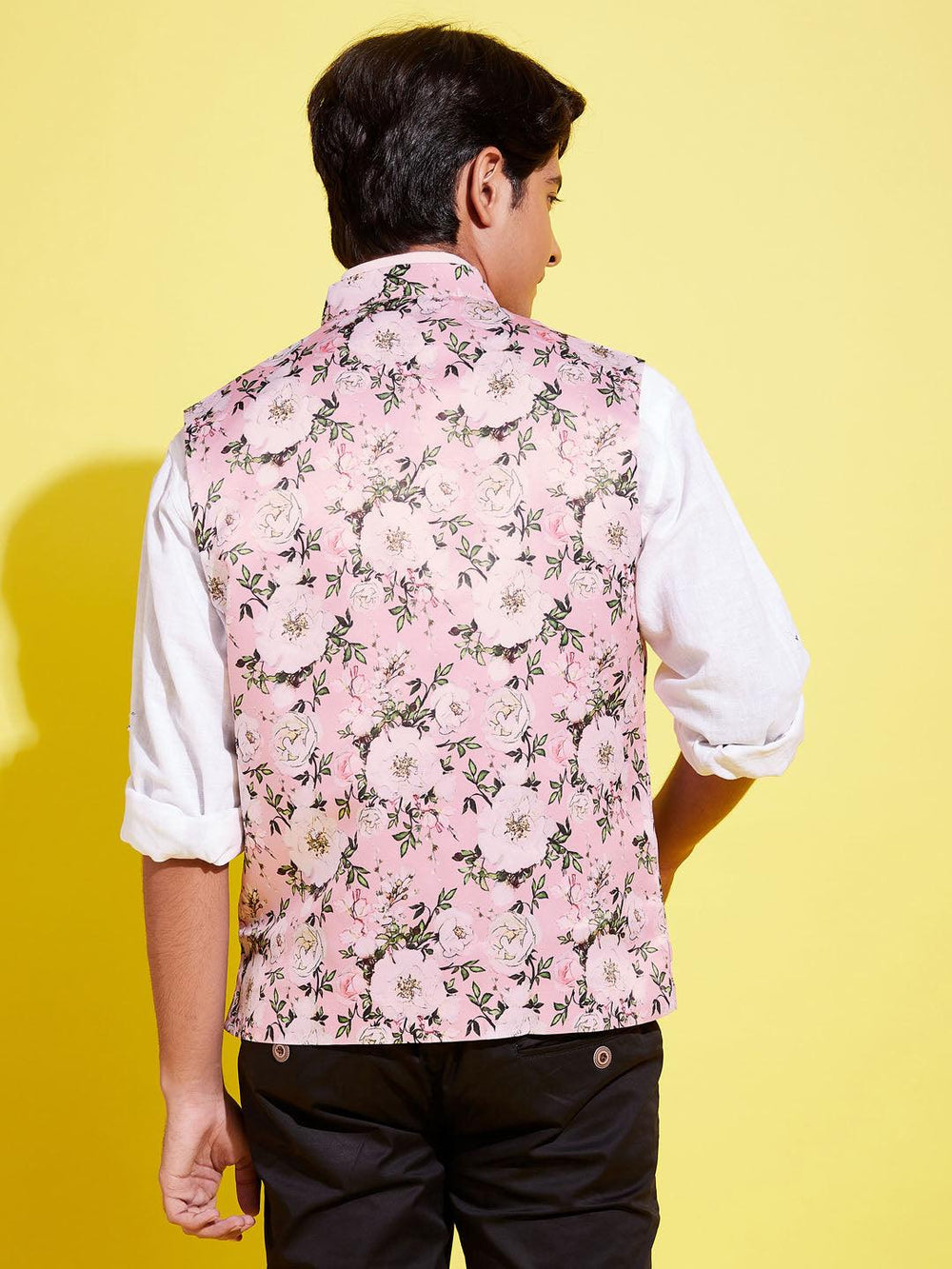 YUVA BY VASTRAMAY Boys Multicolor-Base-Pink Floral Printed Nehru Jacket - qivii