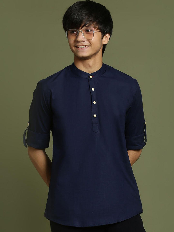 YUVA By VASTRAMAY Boys Navy Blue Short Kurta - qivii