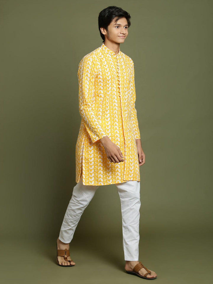 YUVA BY VASTRAMAY Boys' Orange Chaikankari Kurta With White Pyjama Set - qivii