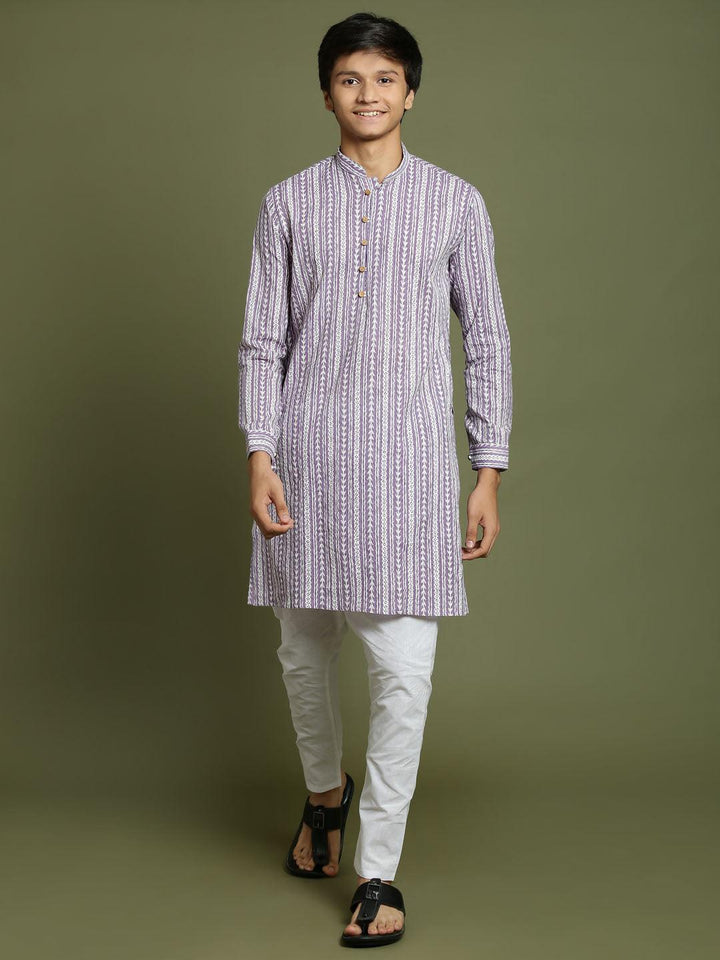 YUVA BY VASTRAMAY Boys' Purple Woven Kurta With White Pyjama Set - qivii