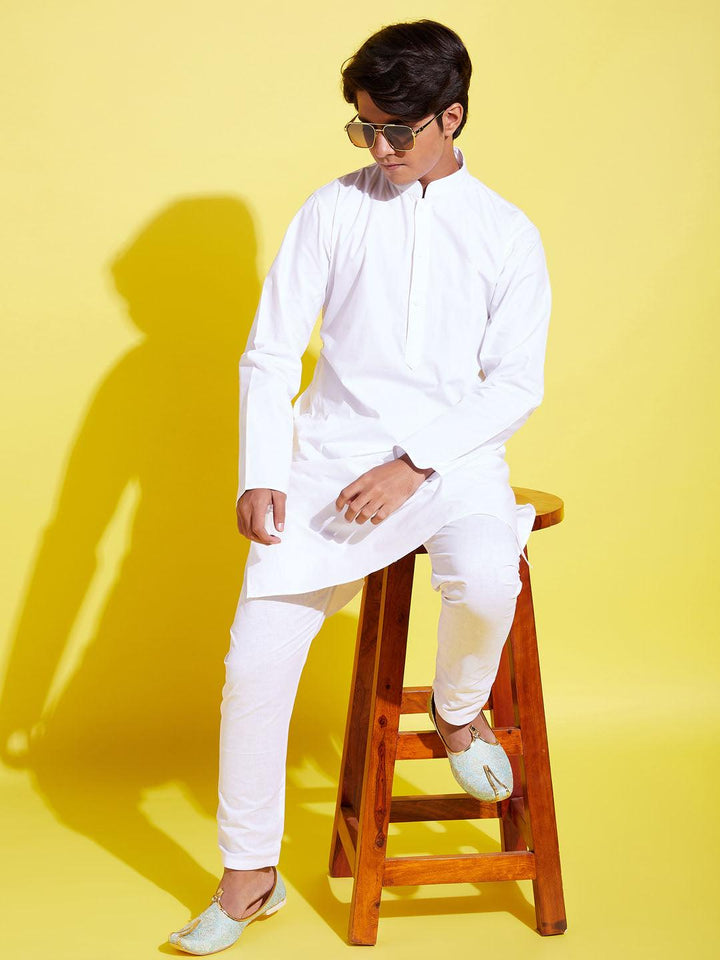 YUVA BY VASTRAMAY Boys' White Cotton Kurta - qivii