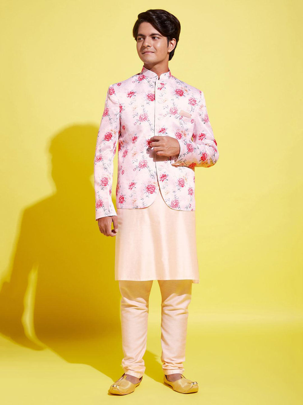 YUVA BY VASTRAMAY Floral Printed Peach Bandhgala Prince Coat Jodhpuri With Cream Kurta Pyjama Set - qivii