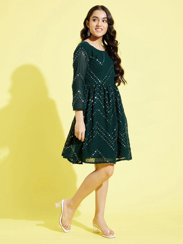 YUVA BY VASTRAMAY Girl's Green Mirror Kurta - qivii