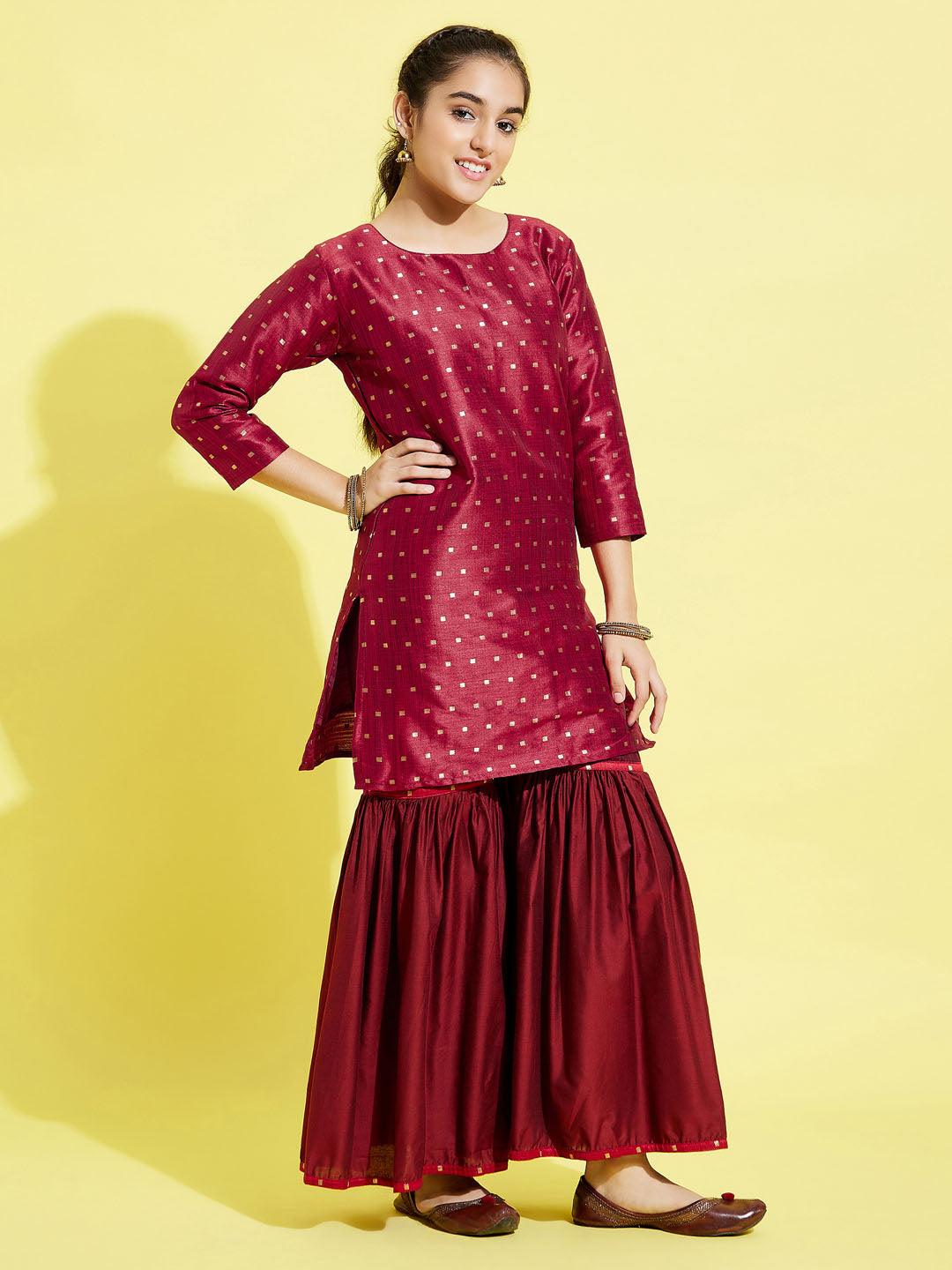 YUVA BY VASTRAMAY Girls' Maroon Zari Kurta And Sharara Set - qivii