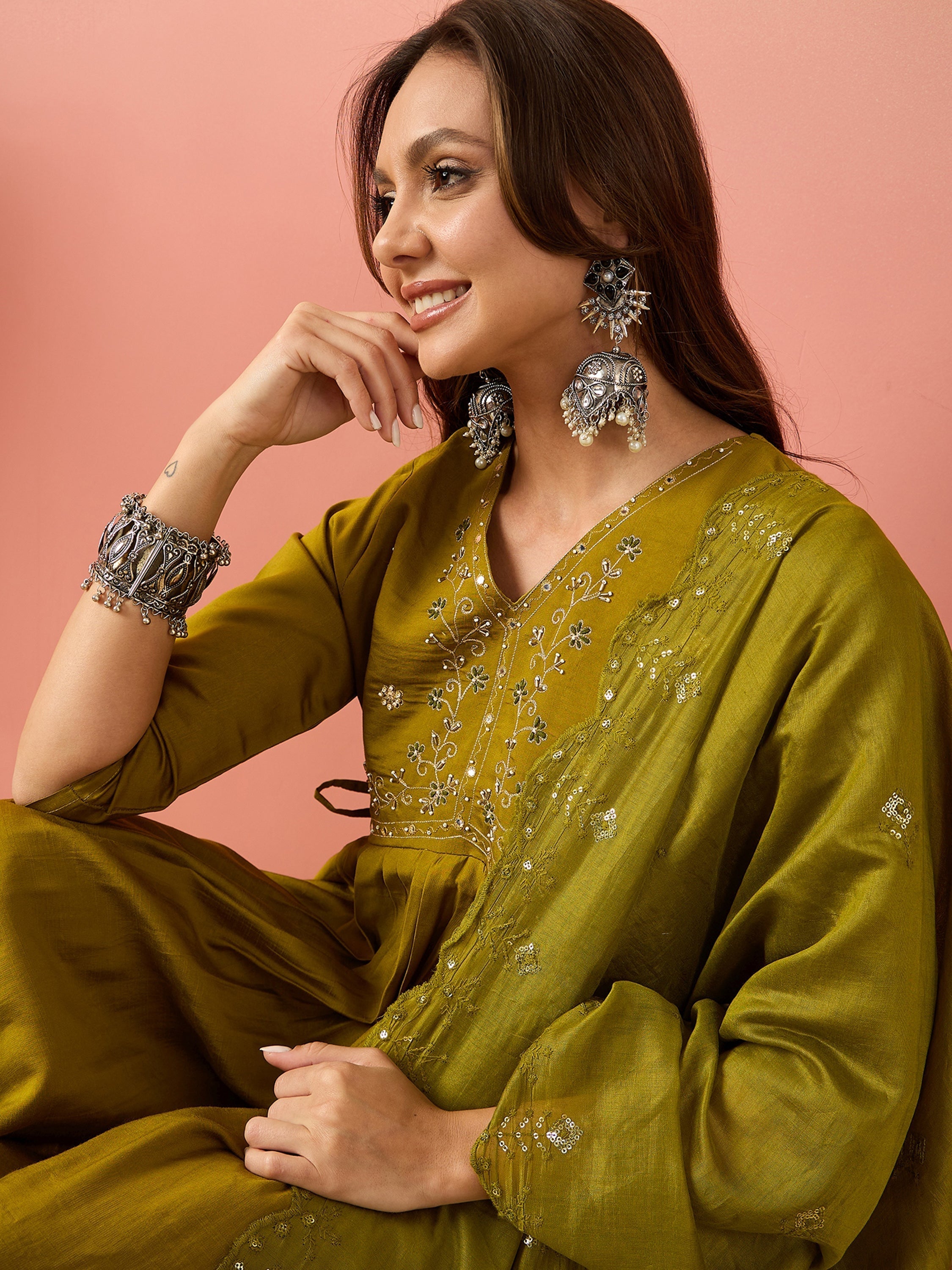  Matching silk pants and coordinating silk dupatta with embroidered work 