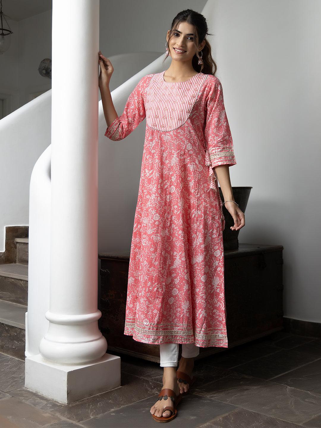 Aneesah Pink Tiered Printed Kurta - Uboric