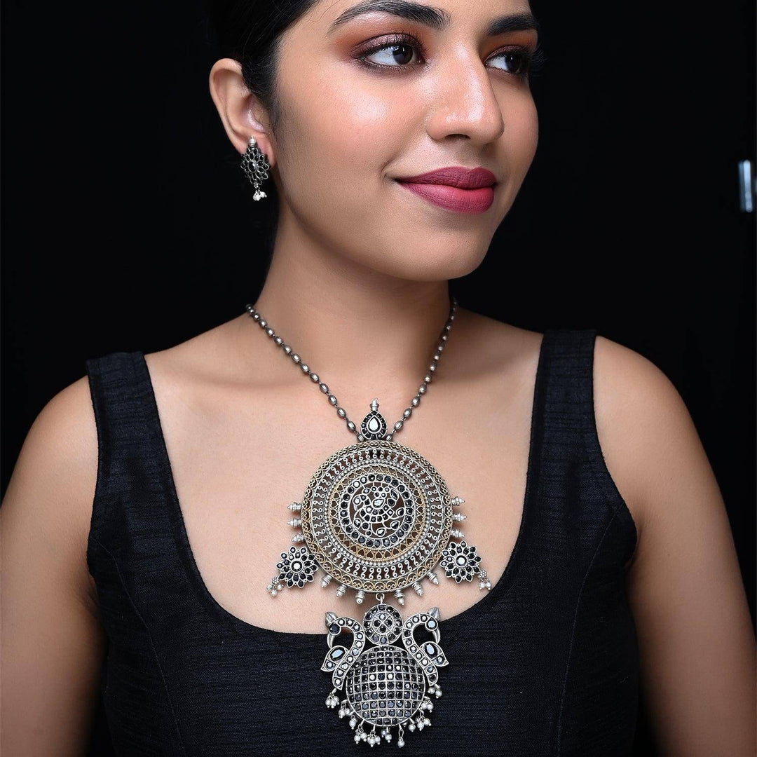 Kahani Long Oxidised Black Pendant Set - Uboric