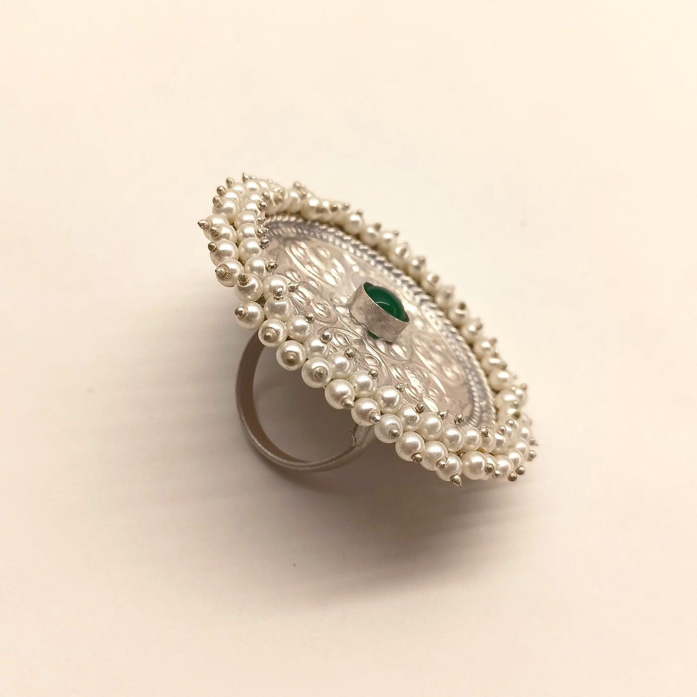 Poorva Pearl Detailed Oxidized Ring - Uboric