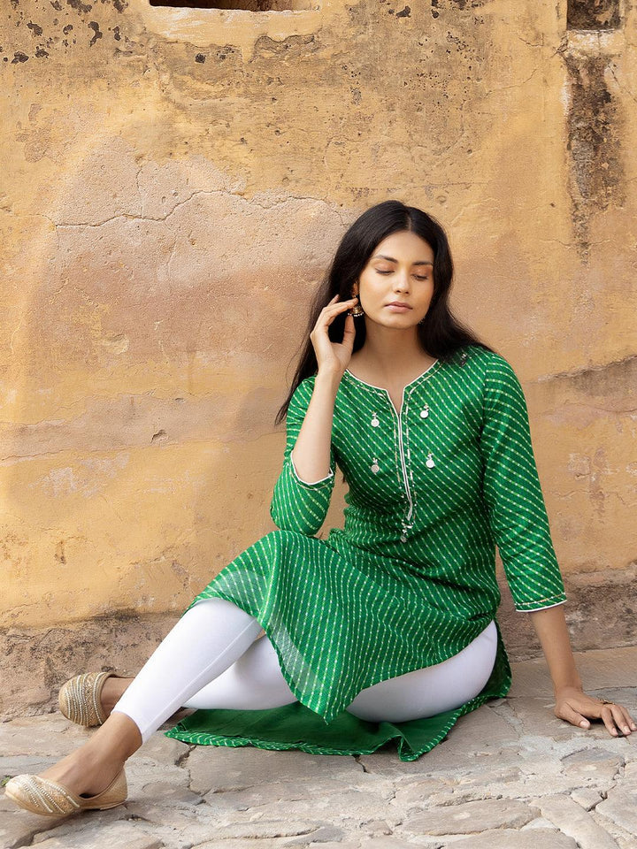 Pri Green Leheriya Kurta - Uboric