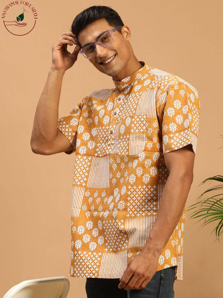 SHVAAS By VASTRAMAY Men's Mustard Printed Pure Cotton Short Kurta - Uboric