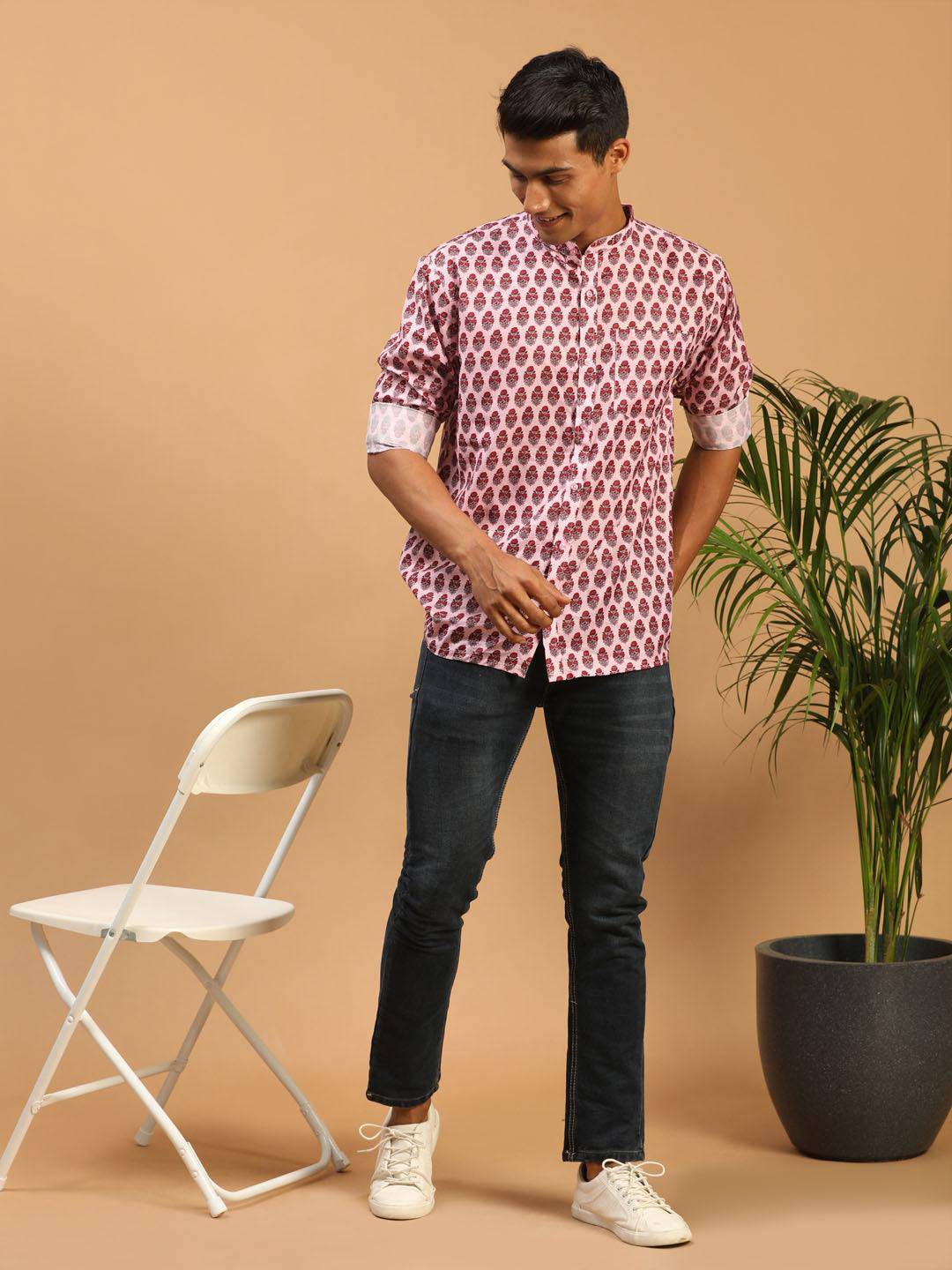 VASTRAMAY Men's Pink Cotton Blend Printed Shirt - Uboric