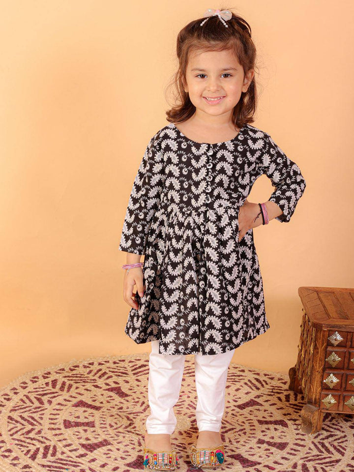 VASTRAMAY SISHU Girl's Black Chikankari Kurta Pyjama Set - Uboric