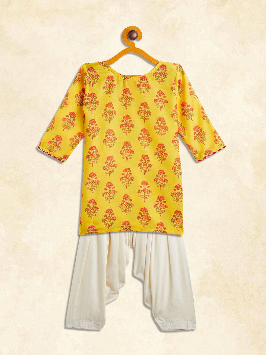 VASTRAMAY SISHU Girl's Orange-Base-Printed Cotton Blend Kurta Patiyala Set - Uboric