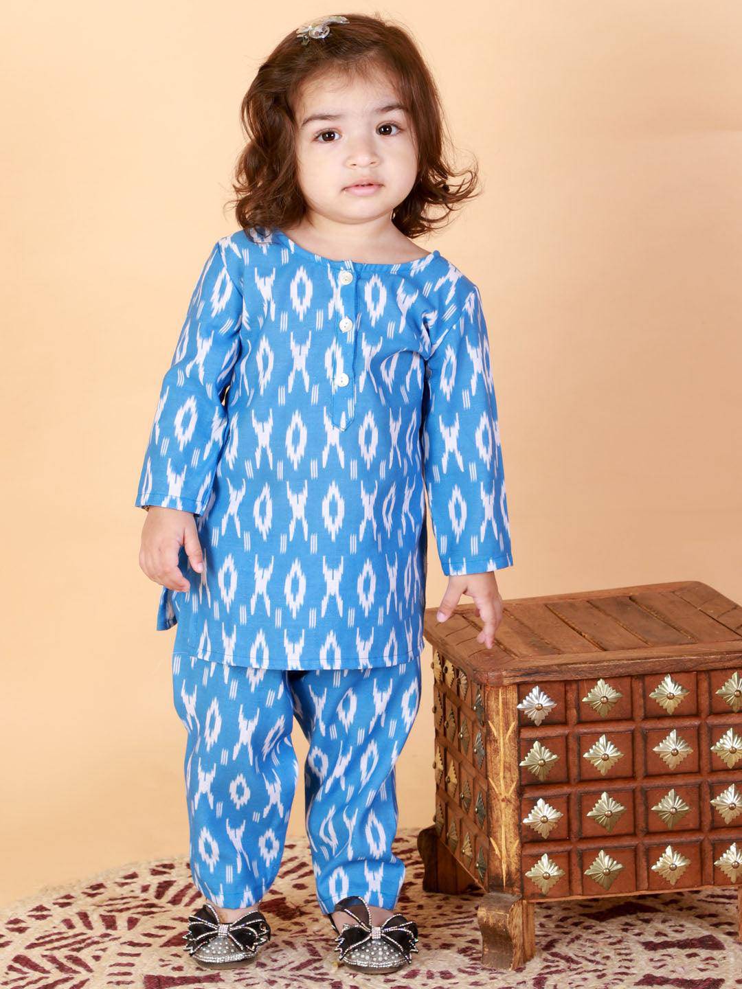 VASTRAMAY SISHU Girls' Aqua Blue Kurta And Straight Pant Set - Uboric