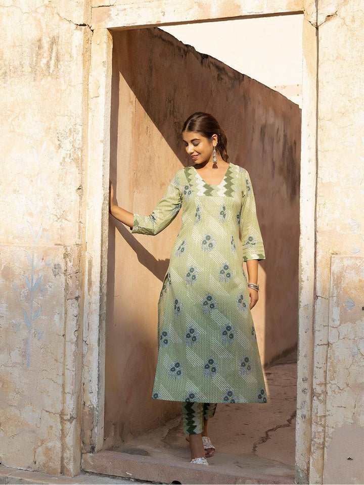 Yahvi Green Printed Kurta Set - Uboric